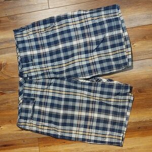 Men's Gap Flat Front Plaid Shorts - Sz. 36